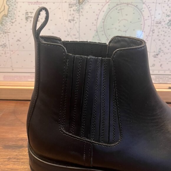 Massimo Dutti Mens Black Leather Stretch Ankle Boot EU 40 main image 14